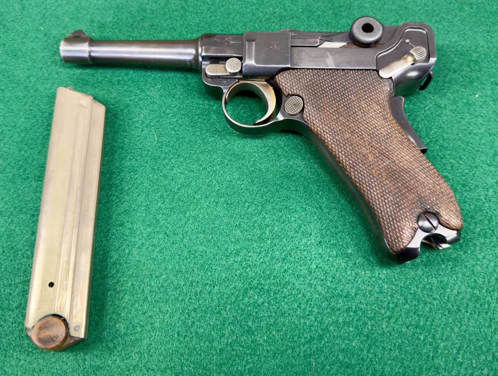 1906 DWM American Eagle Luger – All Matching – Grip Safety, Original Mag-img-0