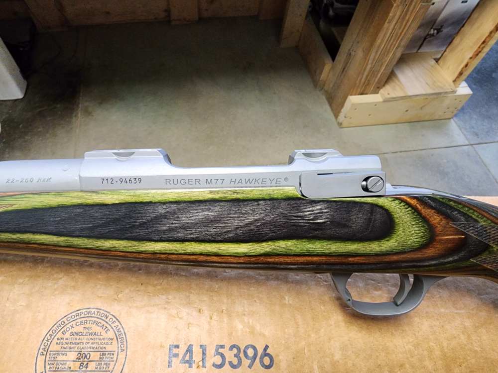 PICS! NEW RUGER M 77 HAWKEYE PREDATOR 22-250 REM 24" THREADED STAINLESS 24-img-20