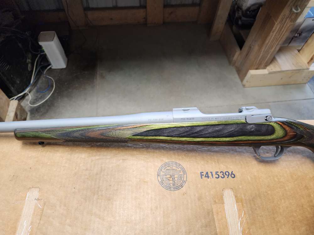 PICS! NEW RUGER M 77 HAWKEYE PREDATOR 22-250 REM 24" THREADED STAINLESS 24-img-19