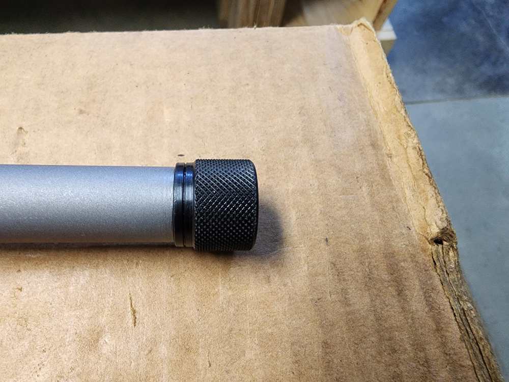 PICS! NEW RUGER M 77 HAWKEYE PREDATOR 22-250 REM 24" THREADED STAINLESS 24-img-12