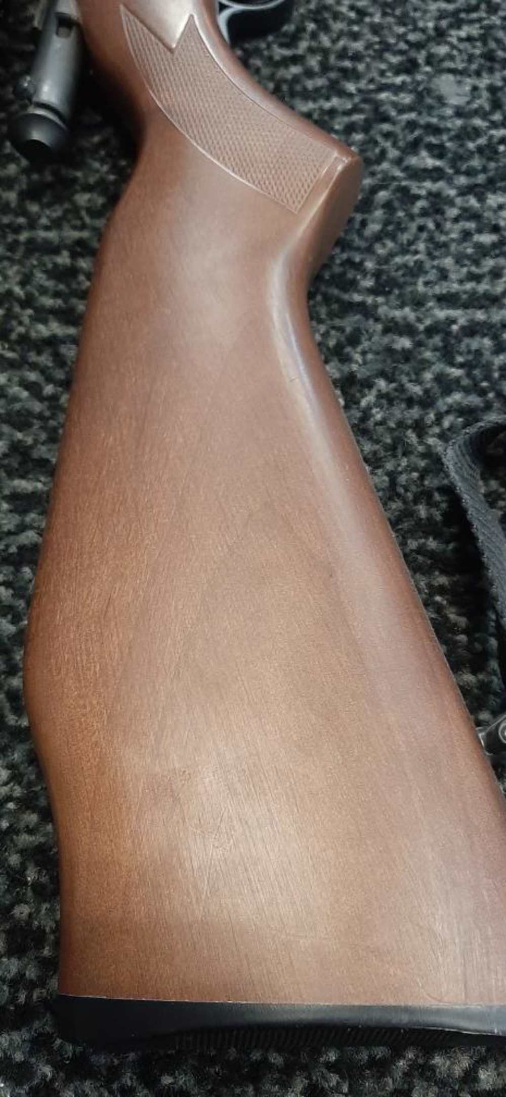 SAVAGE ARMS RIFLE 93R17 WOOD STOCK MAG & SLING-img-1