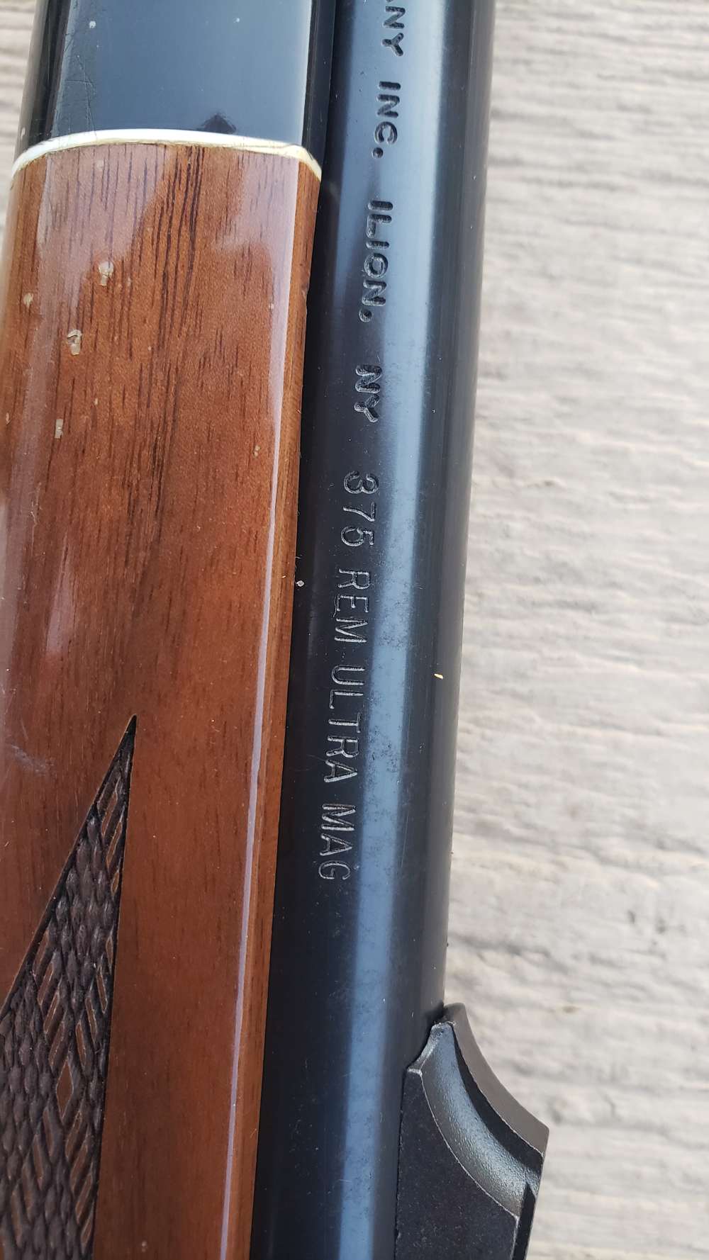 Remington  700 BDL 375 Ultra Magnum  RUM -img-1