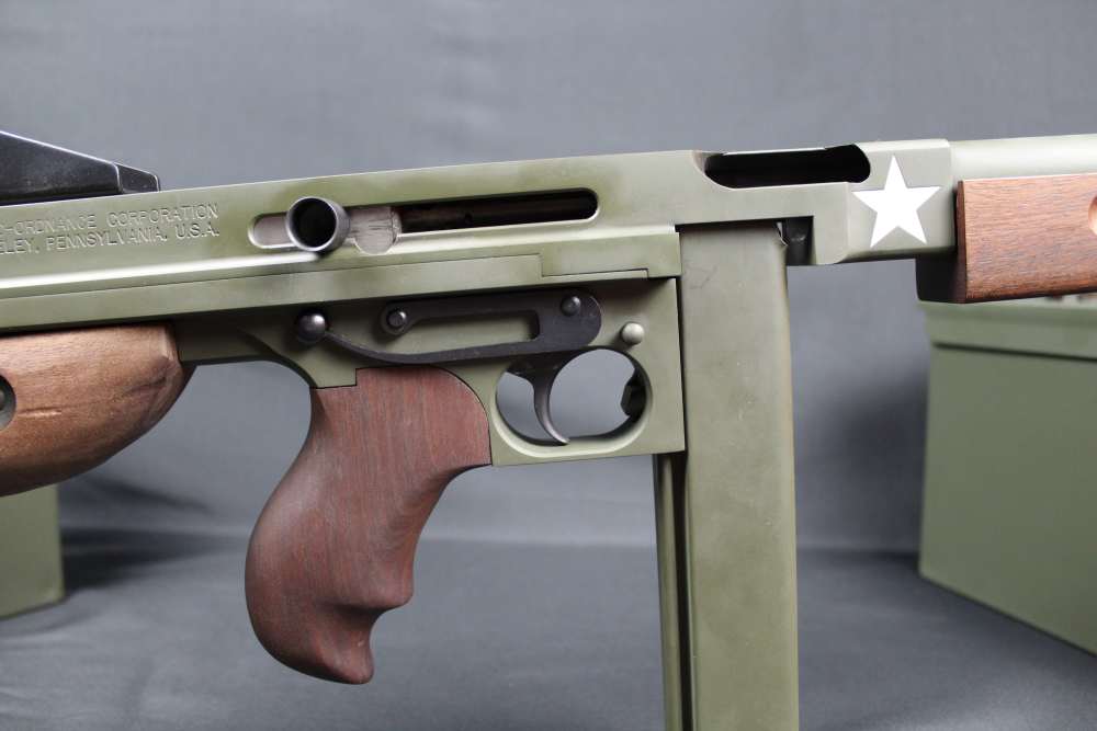 Thompson M1 Tommy Gun-img-8