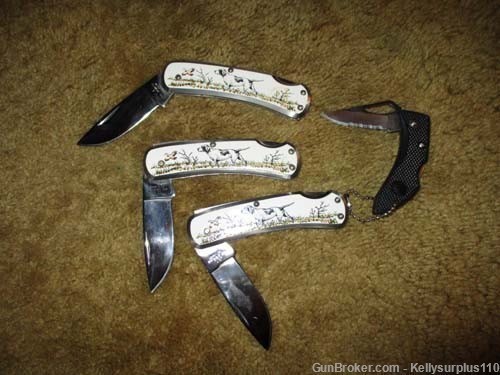 3 Compass Dog Lockbacks and 1 Lil Whitetail From Frost-img-0