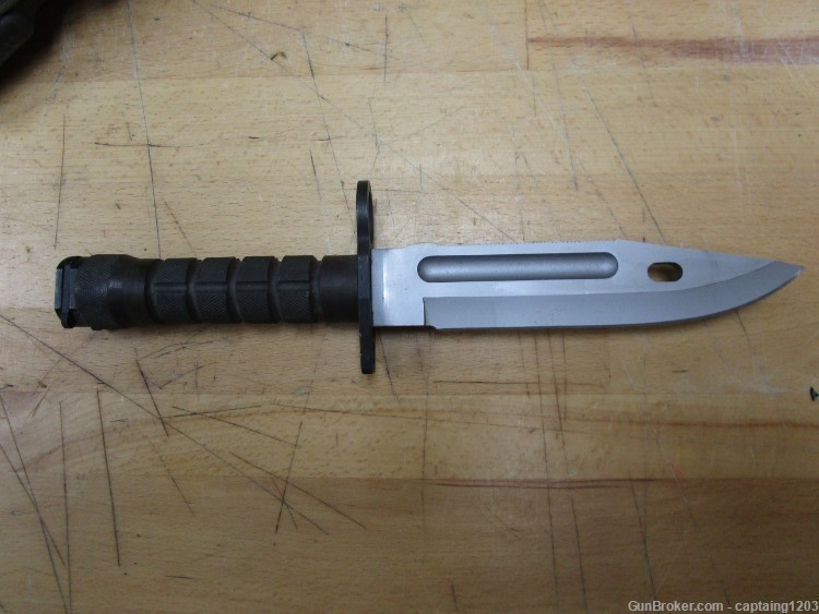 Phrobis III M9 Military Fixed Blade/Saw Tooth & Sheath- USA-NOS!-img-1