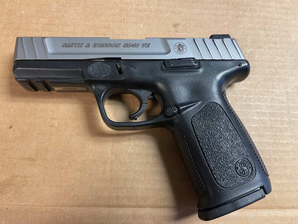 S&W SD40 VE-img-1