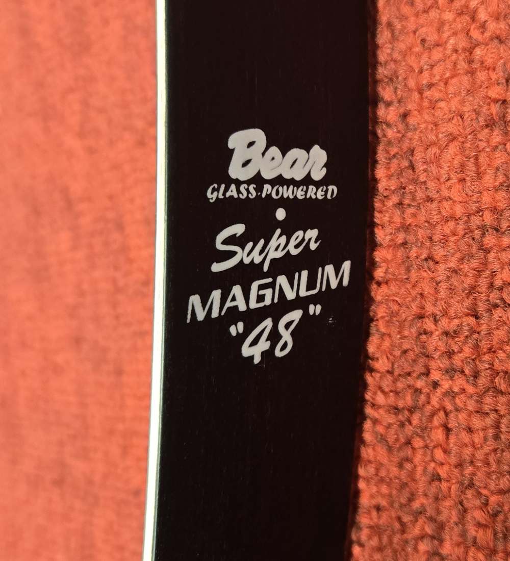 Bear Super Magnum 48" Bow w/Accessories 2607LM60737CU*4-img-3