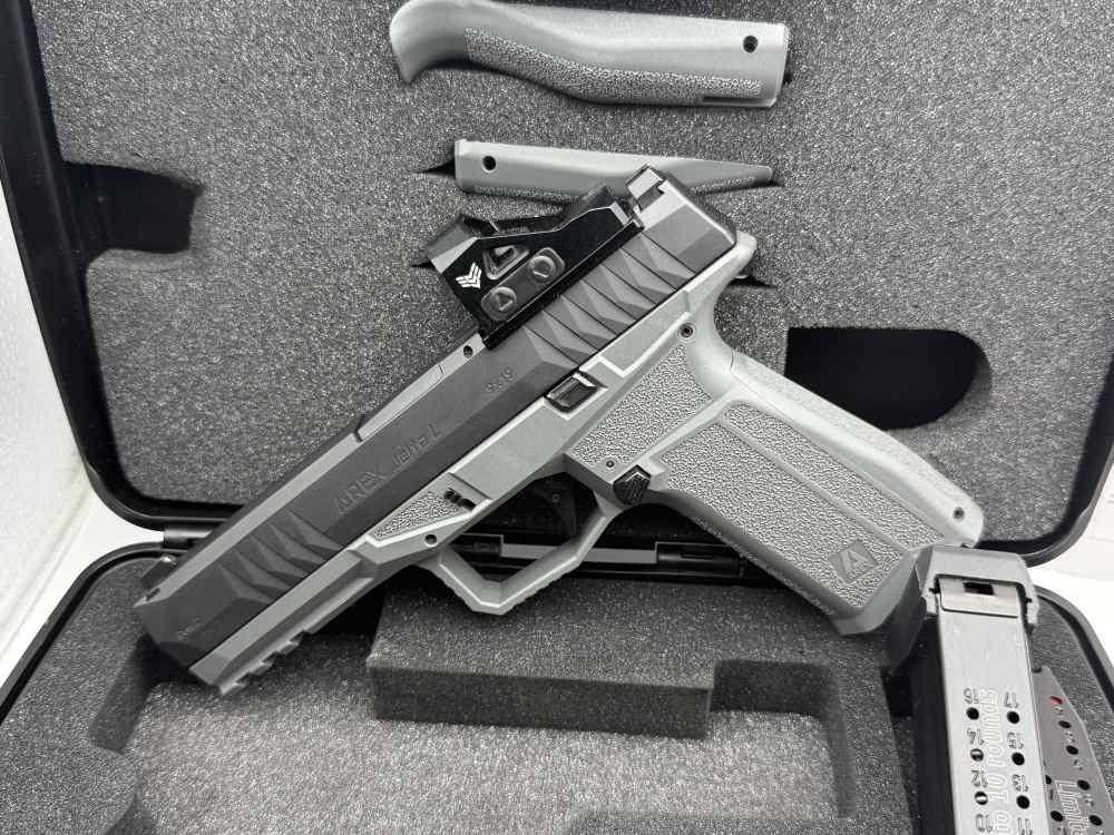 Preowned Arex Delta Gen 2 9mm with tons of accessories -img-9