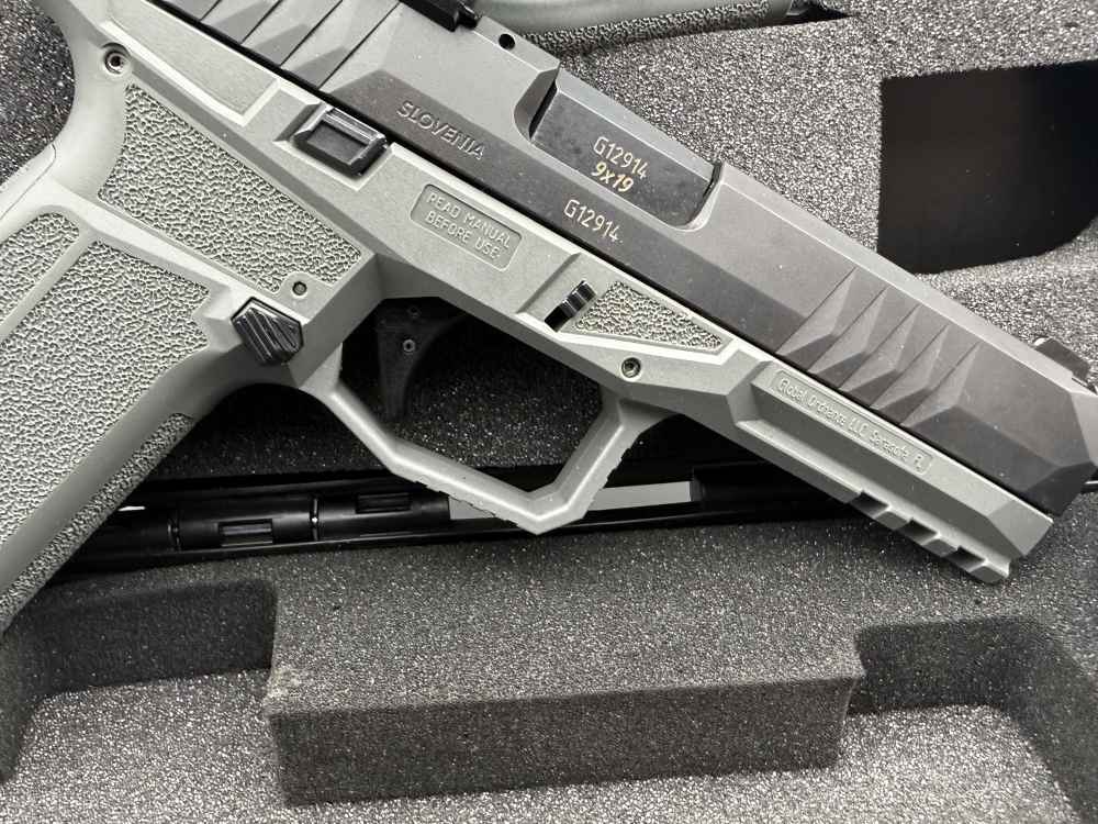 Preowned Arex Delta Gen 2 9mm with tons of accessories -img-6