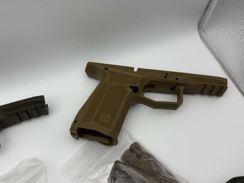 Preowned Arex Delta Gen 2 9mm with tons of accessories -img-29