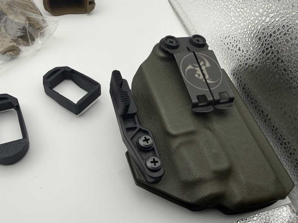 Preowned Arex Delta Gen 2 9mm with tons of accessories -img-26