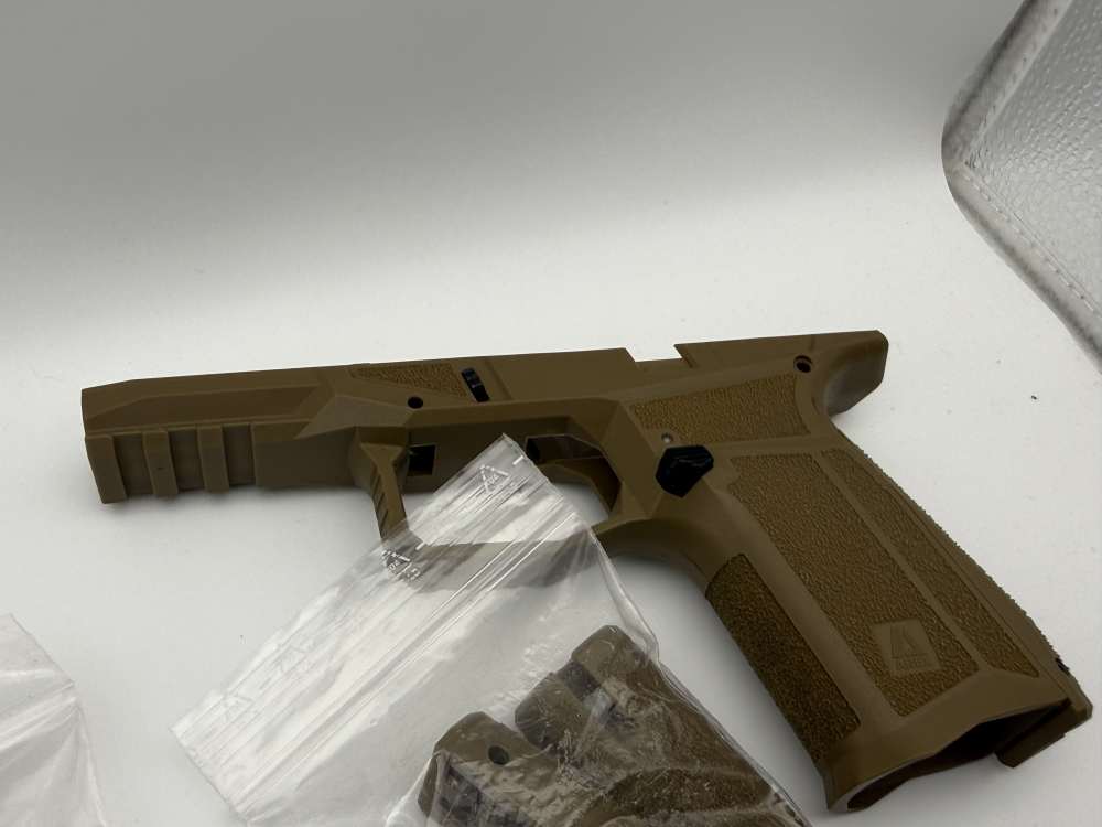 Preowned Arex Delta Gen 2 9mm with tons of accessories -img-24