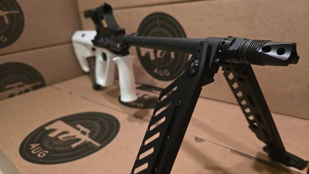 AUG Steyr Arms rifle-img-11
