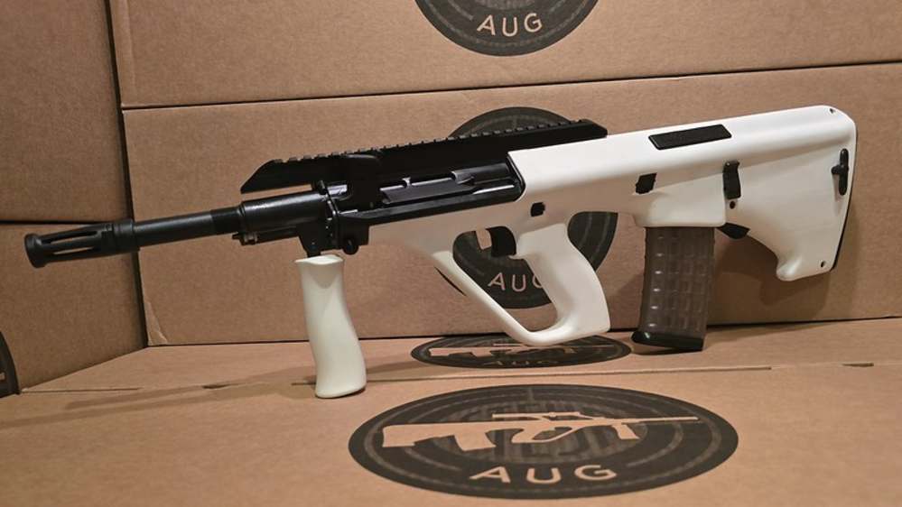 AUG Steyr Arms rifle-img-7