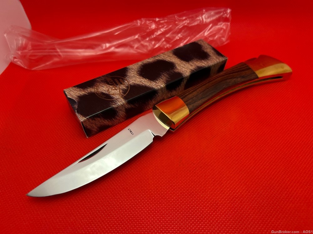 Vintage Falcon Famous Blades Italy Large Lockback Pocket Knife Rostfrie NOS-img-0
