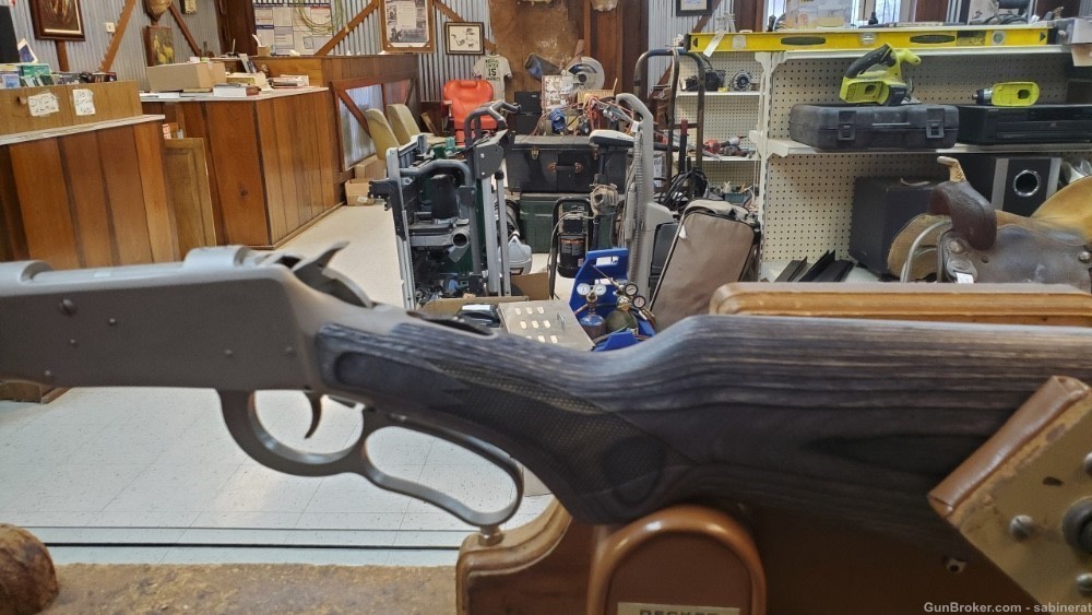 Mossberg 464 SS Mariner  30-30 sight gray lam stock-img-3