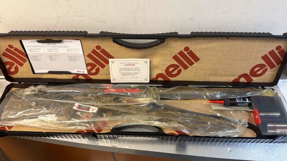 Benelli Super Black Eagle 3 12 GA 10350 CAMO-img-0