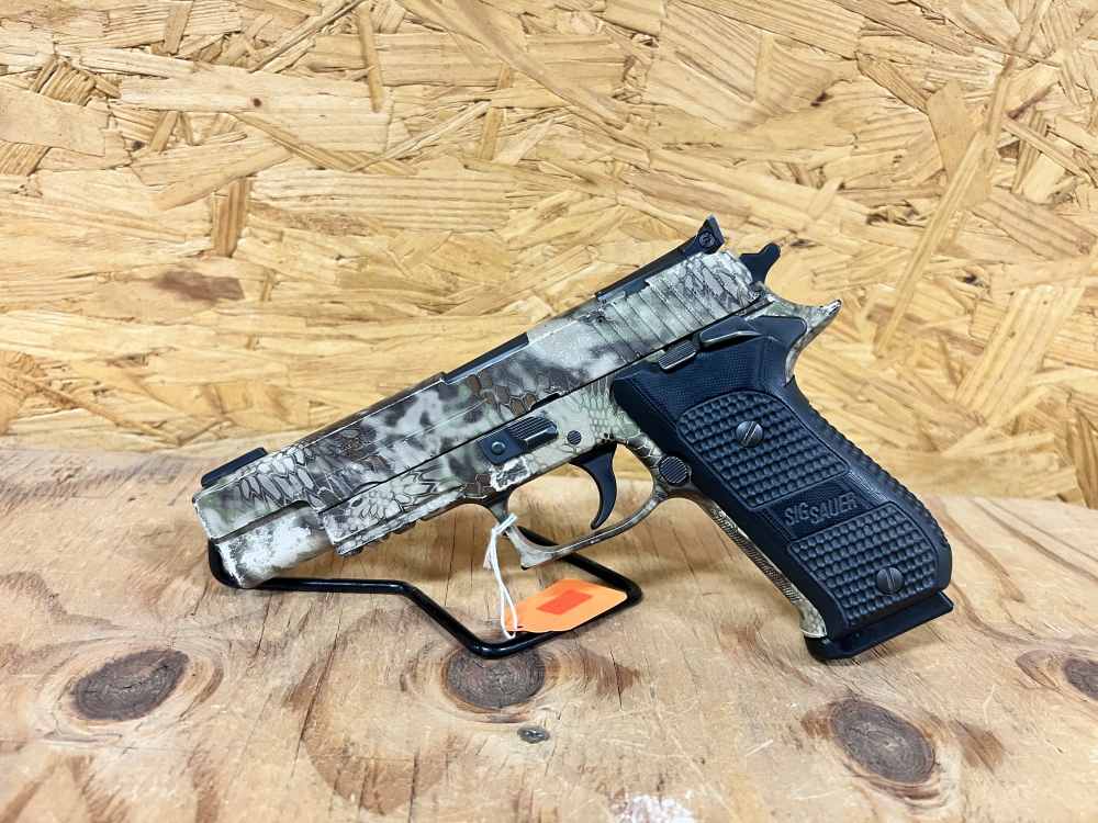 Sig P220 Elite Hunter 10MM - NO CC FEES!-img-0