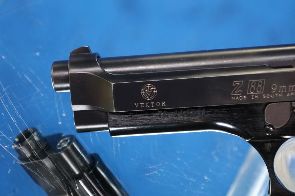 Vektor Z88 9mm Made in South Africa Beretta 92 Clone-img-10