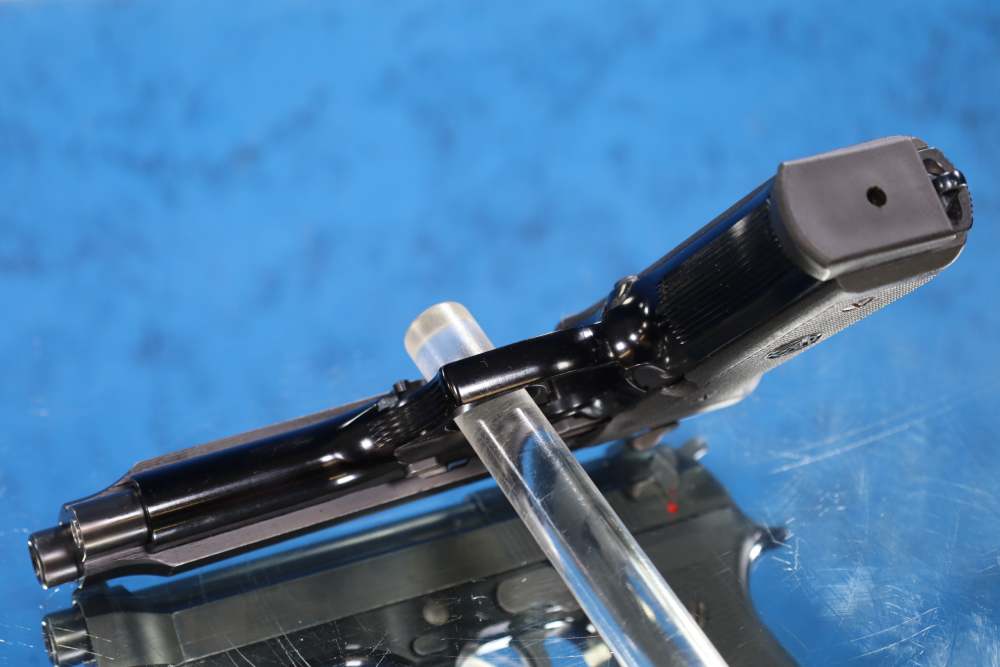 Vektor Z88 9mm Made in South Africa Beretta 92 Clone-img-21
