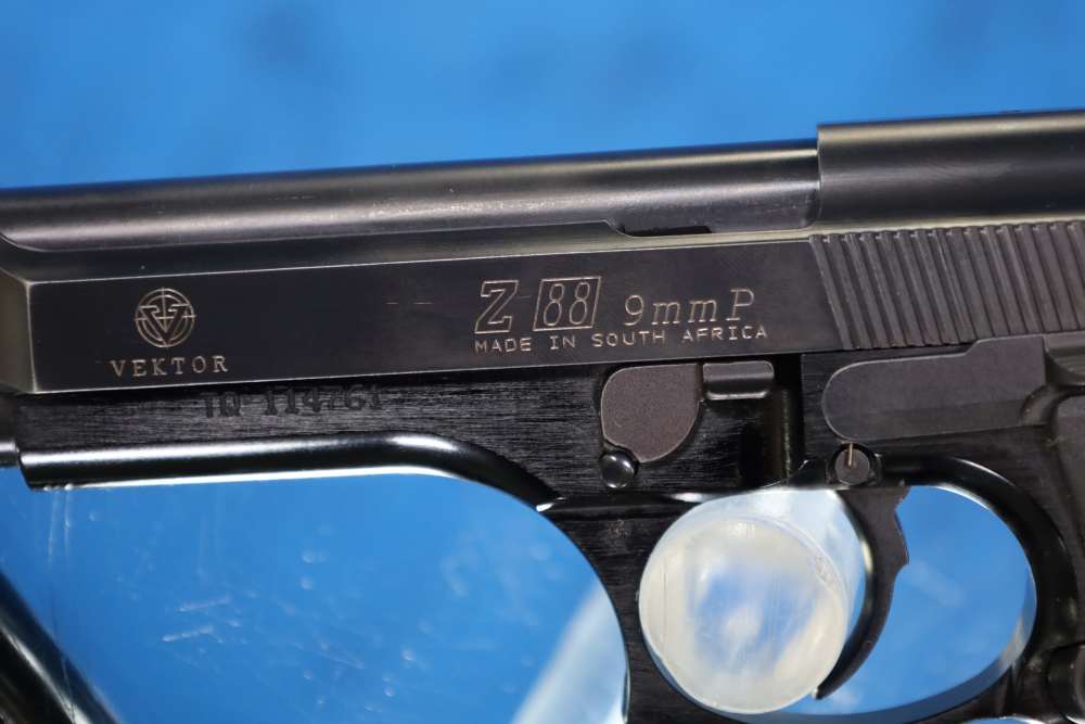 Vektor Z88 9mm Made in South Africa Beretta 92 Clone-img-9