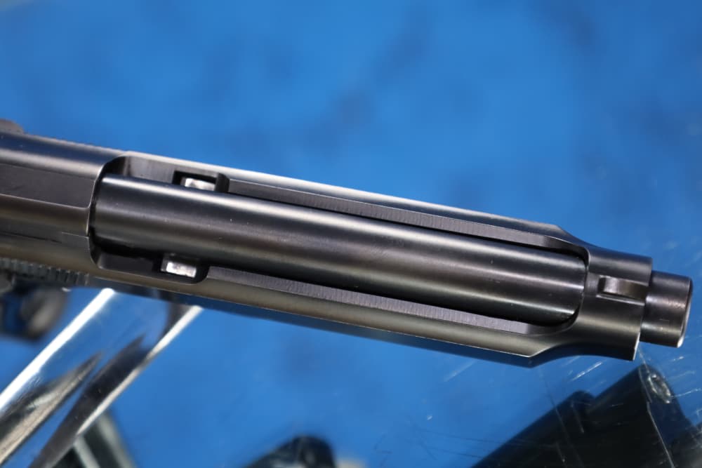 Vektor Z88 9mm Made in South Africa Beretta 92 Clone-img-19
