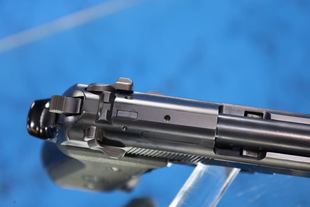 Vektor Z88 9mm Made in South Africa Beretta 92 Clone-img-17