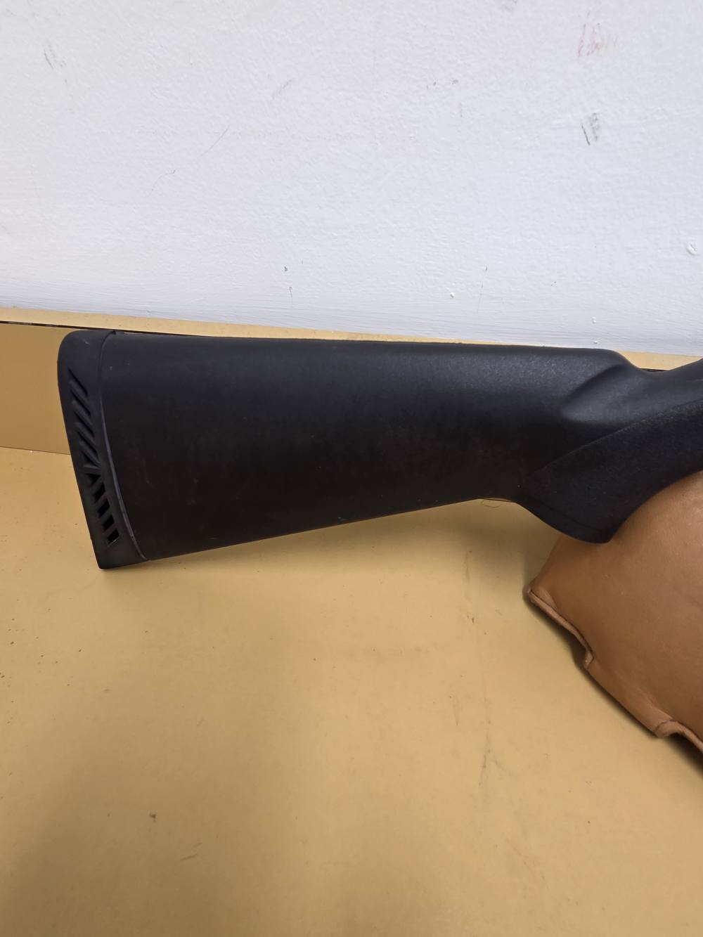 MAVERICK 88 20 GAUGE PUMP ACTION SHOTGUN -img-4
