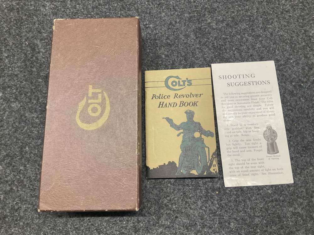 Vintage 1951 COLT  detective special 38 revolver gun box police book manual-img-0