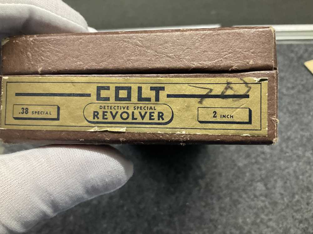 Vintage 1951 COLT  detective special 38 revolver gun box police book manual-img-7