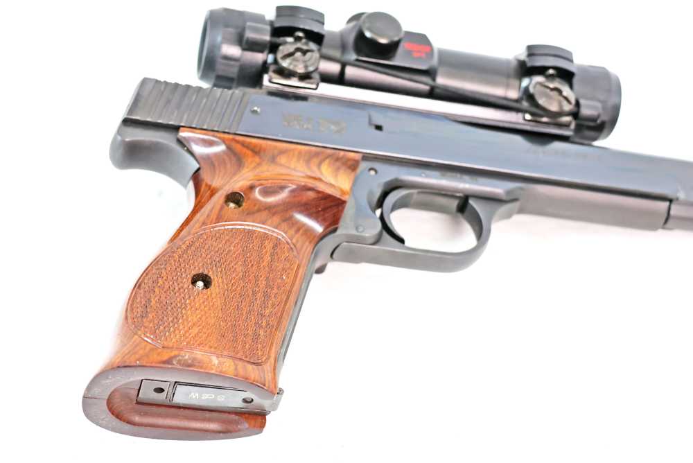 Smith & Wesson Model 41 .22LR W Red Dot Scope Excellent Condition-img-6