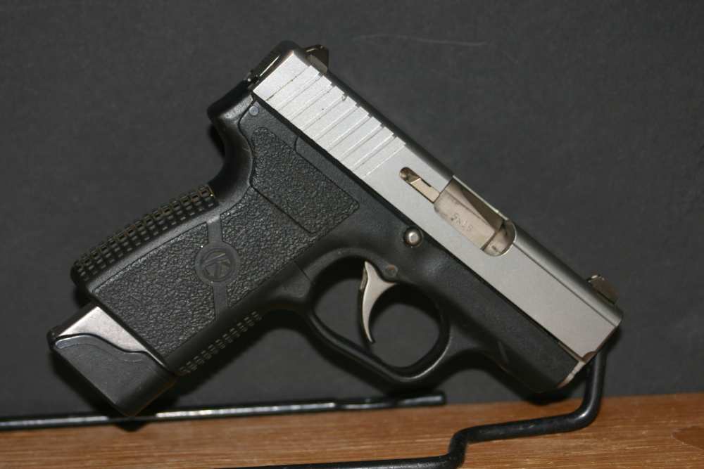 Kahr Arms PM9 9mm 2 Magazines Original case / Manual-img-4