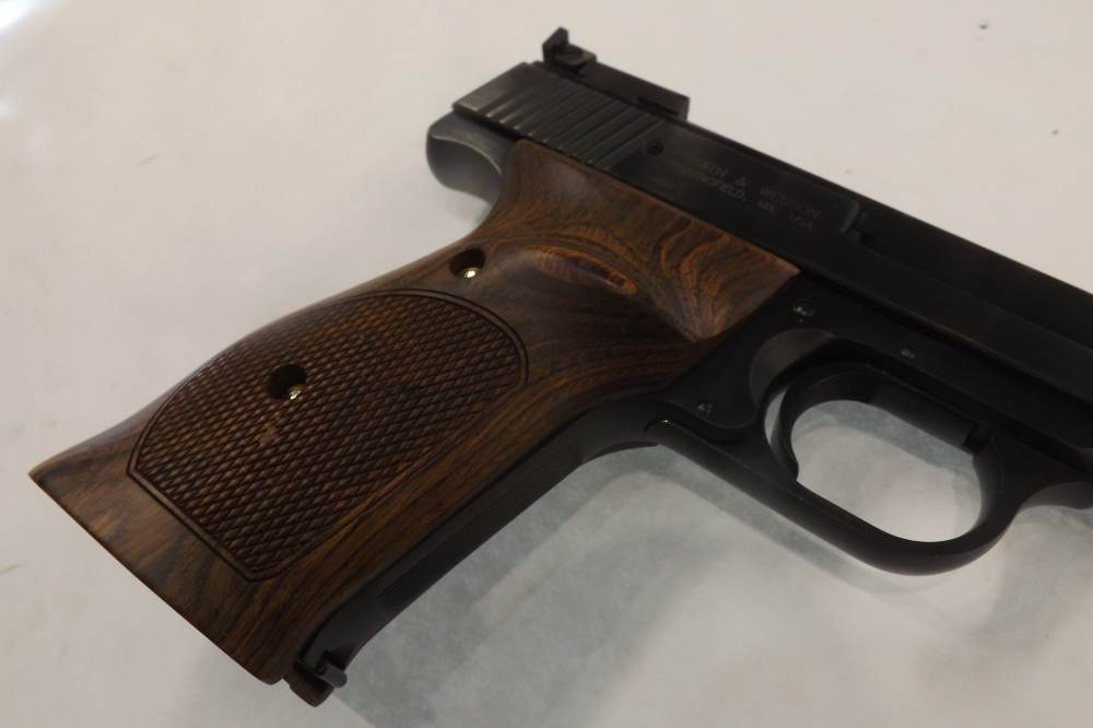SMITH & WESSON MODEL 41 - 7 INCH-img-8