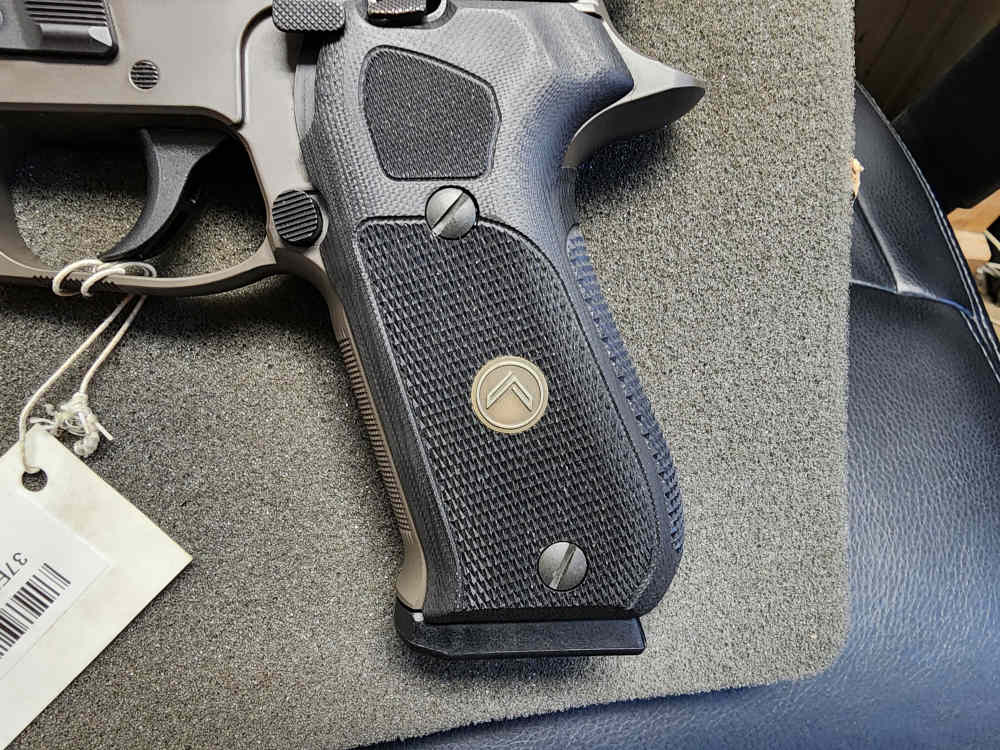 PICS! SIG SAUER P220 LEGION .45 ACP 4.4 SRT 220 .45 P GRAY G10 MA COMPLIANT-img-8