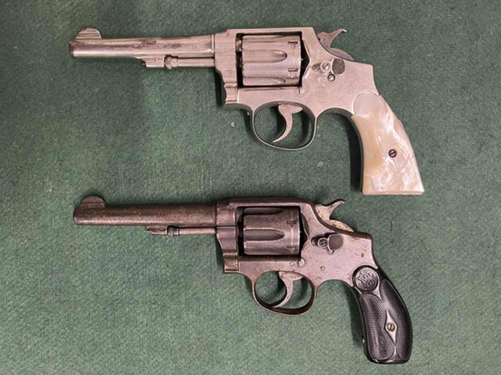 2 GUN LOT OLD REVOLVER SPECIAL-img-0