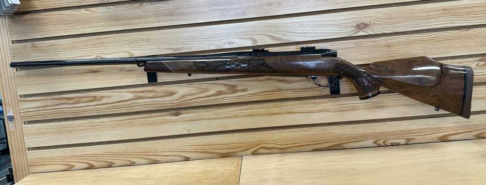 Weatherby Mark V Lazermark 300 WBY Mag 26"-img-1