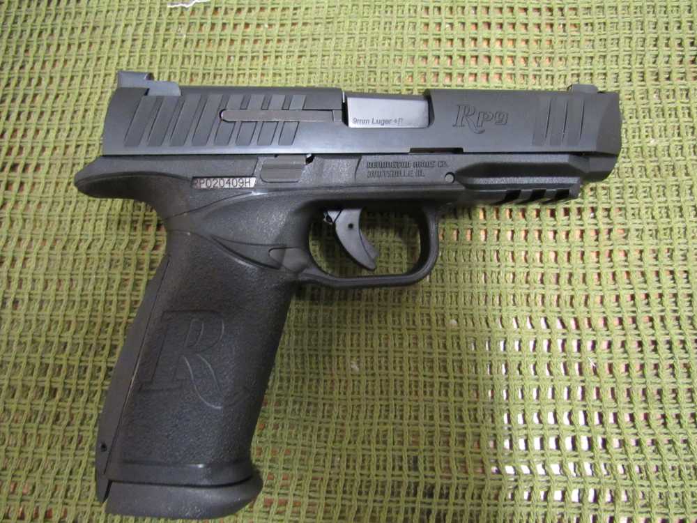 Remington RP9 full-size, Striker-Fired 9mm 4.5" Night Sights-img-2
