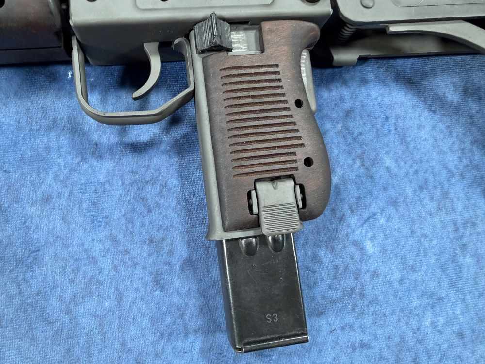TRANSFERABLE Israel Uzi Model A with Silencer 9mm EFILE READY-img-10