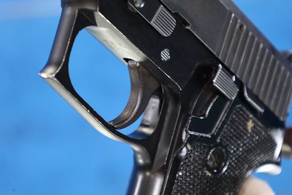 Sig Sauer P220 45ACP Rare Heel Release Made in Germany With Box-img-33