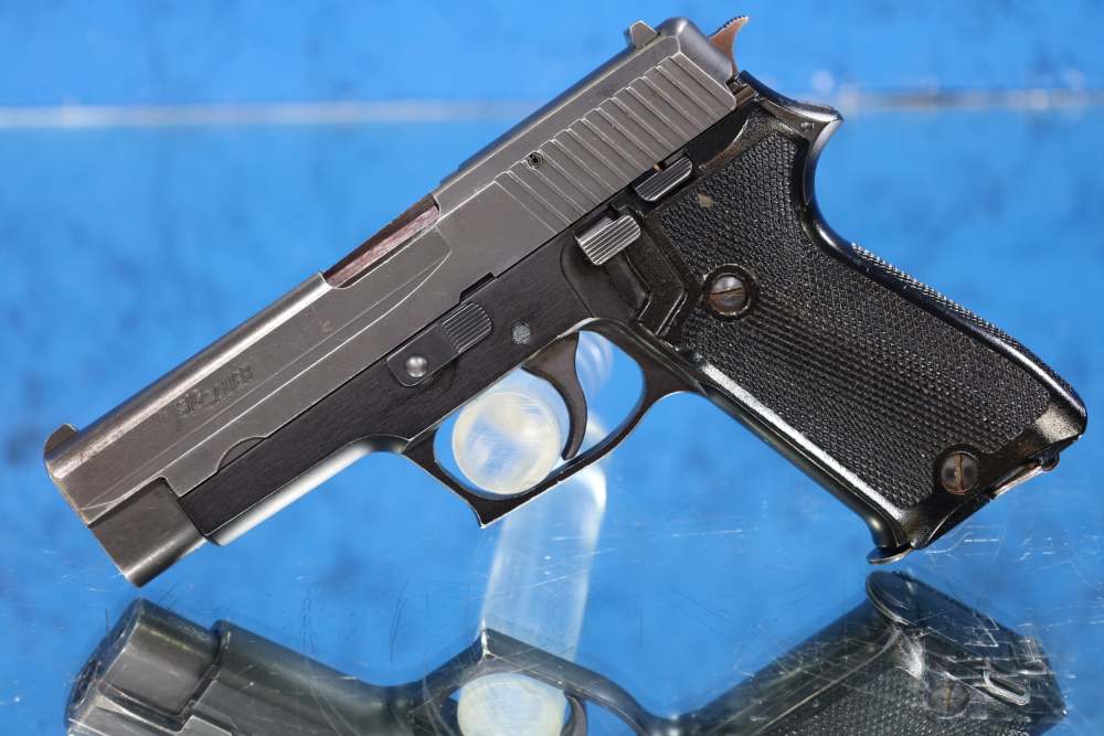 Sig Sauer P220 45ACP Rare Heel Release Made in Germany With Box-img-2