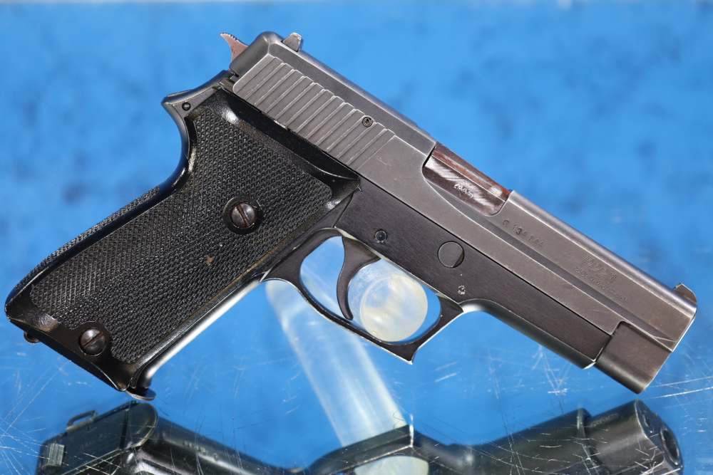 Sig Sauer P220 45ACP Rare Heel Release Made in Germany With Box-img-49