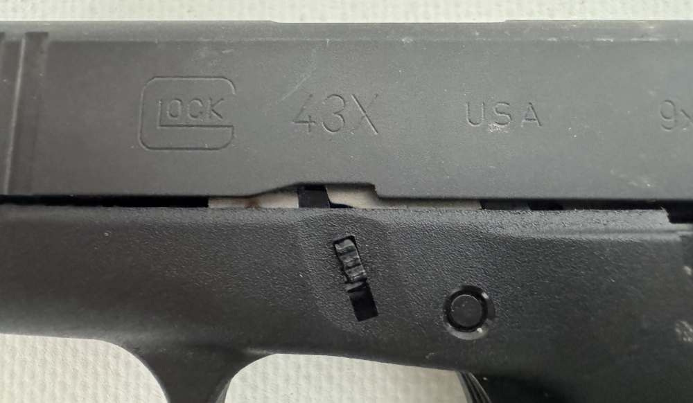 Glock 43X 9mm Luger 3.41" USA Front Rail 2×10RD Magazines UX4350201-img-5