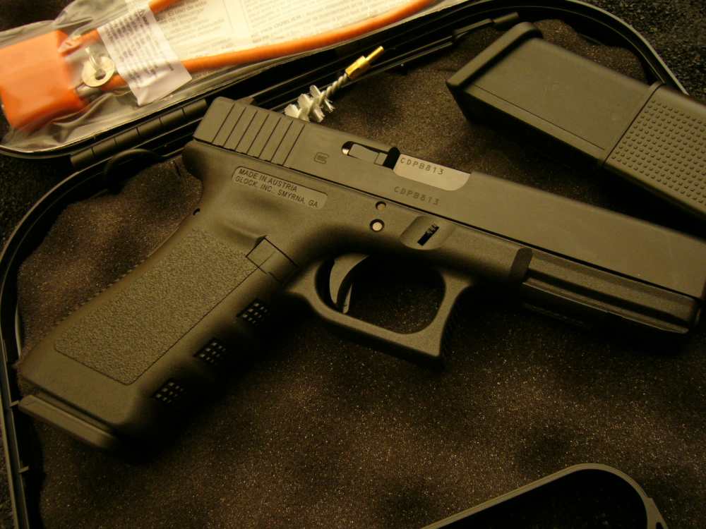 GLOCK G17 SEQUENTIAL SET PRE BAN 9MM NATO LE BRAND NEW GLOCK 17 Pl1750203-img-9