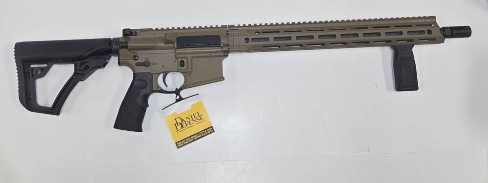 NEW Daniel Defense DDM4 V7 FDE 16" 5.56 02-128-10290-047-img-2
