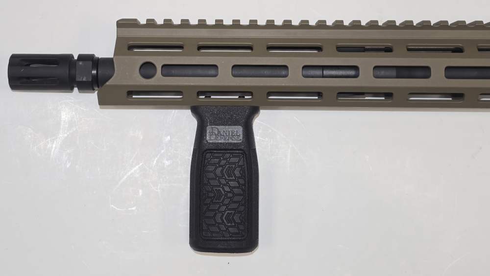 NEW Daniel Defense DDM4 V7 FDE 16" 5.56 02-128-10290-047-img-6