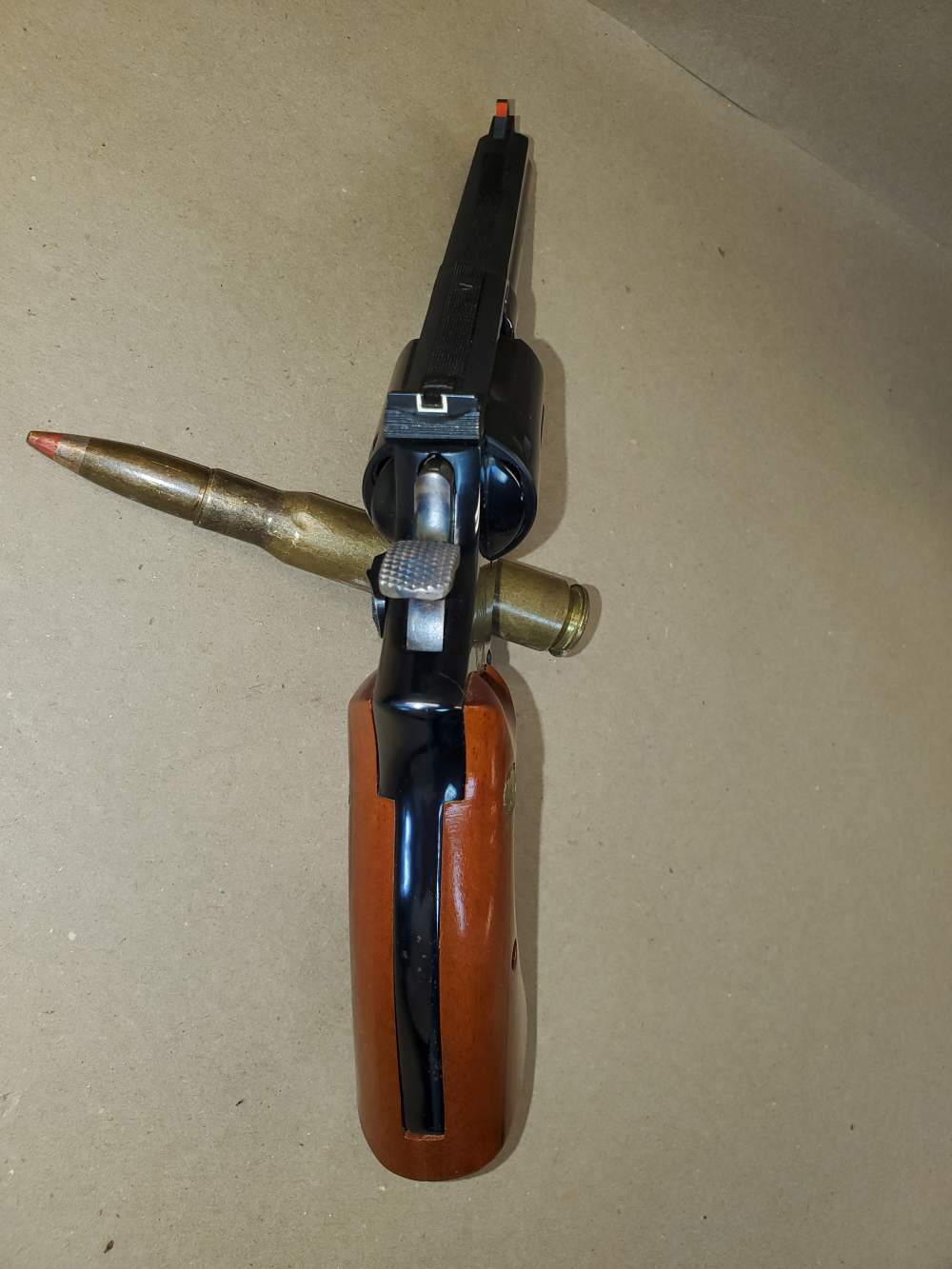 SMITH & WESSON COMMERATIVE 19-3 357 MAG 4"  TEXAS RANGERS W KNIFE 2 CASES-img-7