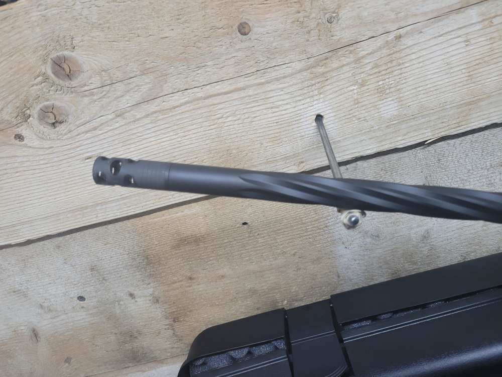 New Seekins Precision PH3 7mm Rem Mag 22"bbl Woodland Shadow DISCONTINUED!-img-9