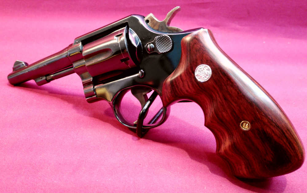 Smith & Wesson 10-5 .38 S&W Special 4" barrel Revolver Excellent!-img-3