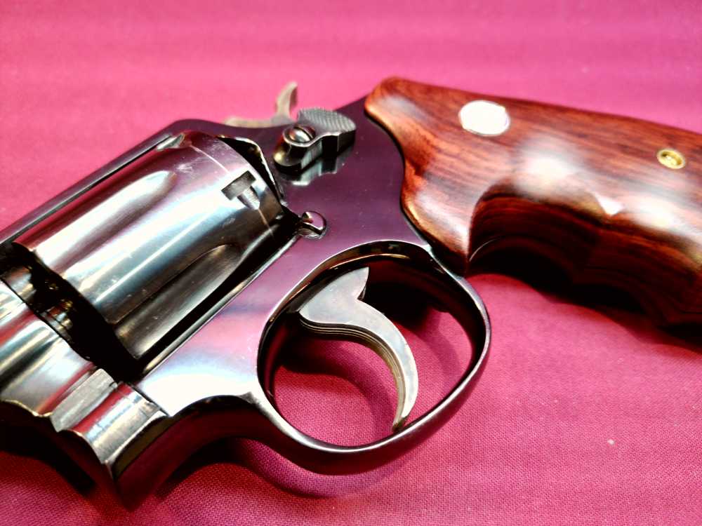 Smith & Wesson 10-5 .38 S&W Special 4" barrel Revolver Excellent!-img-13