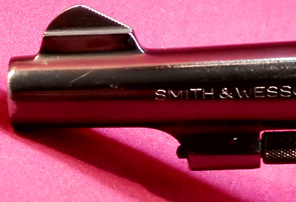Smith & Wesson 10-5 .38 S&W Special 4" barrel Revolver Excellent!-img-5
